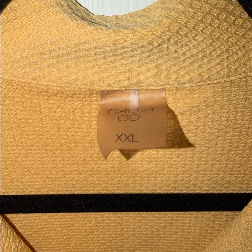 Calia pale Mustard Yellow Sleeveless Tennis shirt - Picture 4 of 5